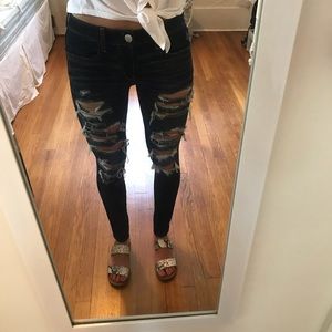 American Eagle ripped jegging